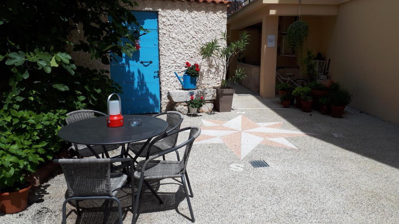 Apartman Ema Malinska Kültér fotó